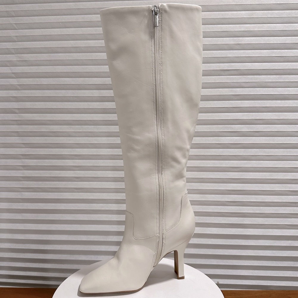 🌸VINCE CAMUTO🌸 Kalinder Knee High  Boot Size: 5.5 - Picture 3 of 15